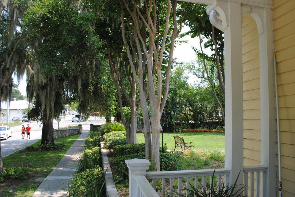 Lakeside Inn On Lake Dora Mount Dora Exterior foto